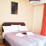 Penthouse In Center Of Appartement Sparta