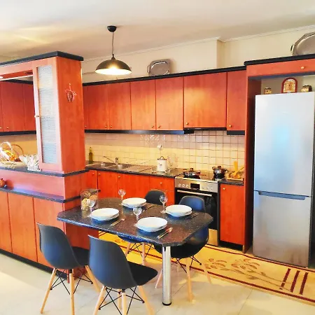 Penthouse In Center Of Apartment Sparta