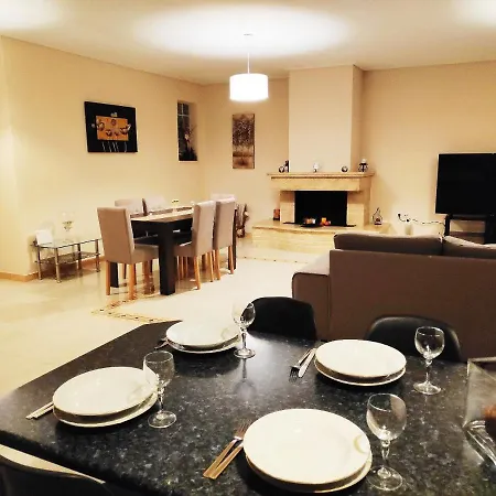 Penthouse In Center Of Apartment Sparta