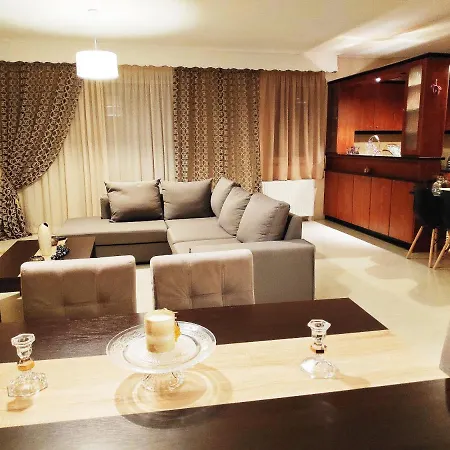 Apartment Penthouse In Center Of *