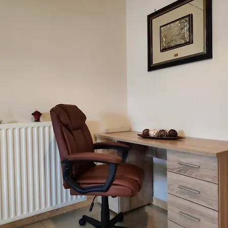 Penthouse In Center Of Apartment Sparta