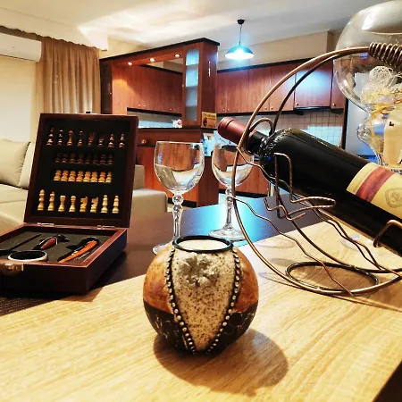 アパート Penthouse In Center Of スパルティ